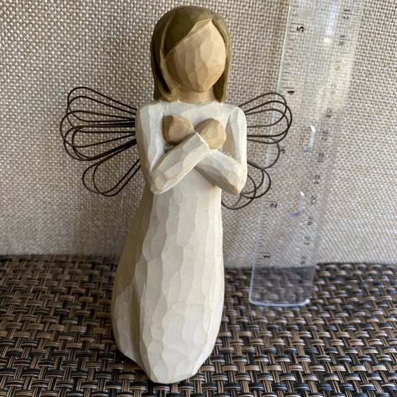 WILLOW TREE "Sign of Love" Figurine 2003 by Susan Lordi 5 1/2" Tall (5oz) - Picture 1 of 6